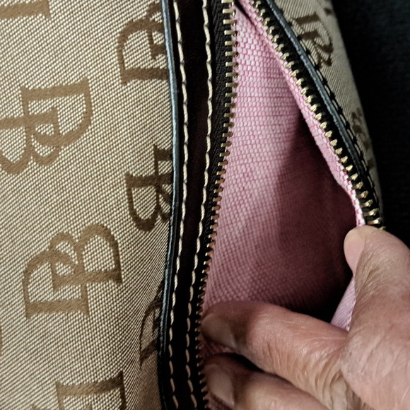 Dooney & Bourke Signature Canvas and Leather Satchel Bag Pre-loved🤎 Clean - Picture 13 of 16